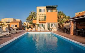 Golden Valentin Apartments